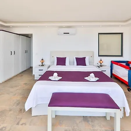 Secluded Luxury With Infinity Pool & Turkish Bath 빌라