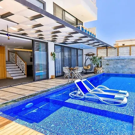 Secluded Luxury With Infinity Pool & Turkish Bath וילה *